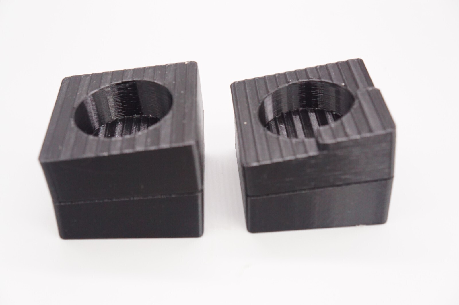 Convenient Angled Stands for Ableton Push 3 Dedicated Midi Controller