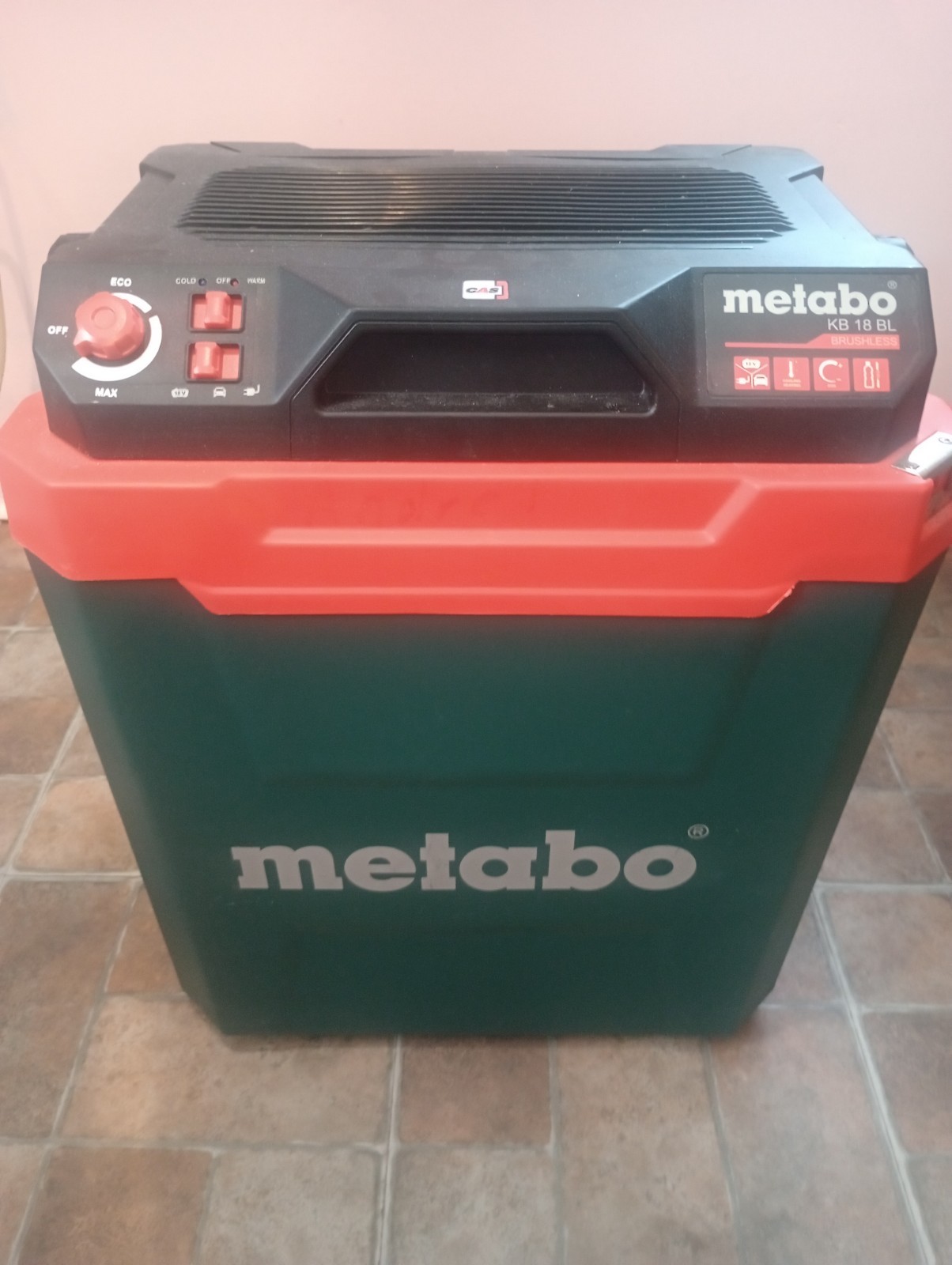 Metabo KB 18 BL 18V Cordless  Fridge+Battery 18v +charger.