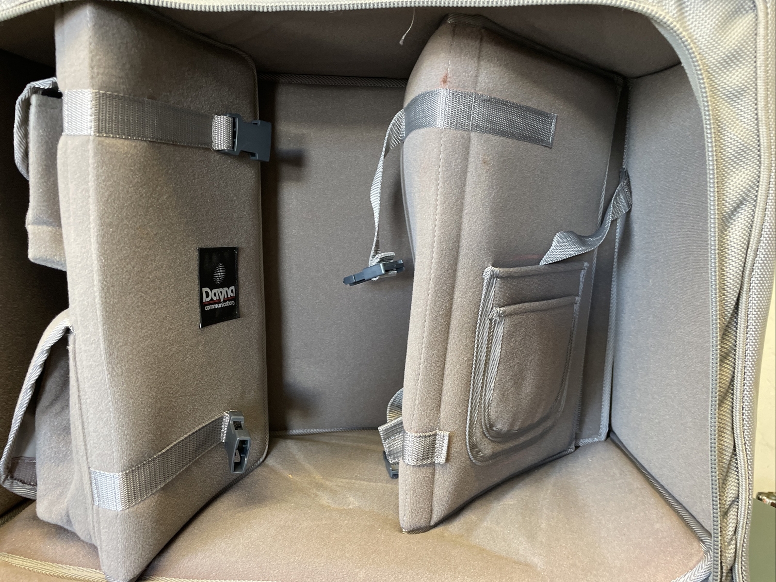 Dayna Macintosh Mac MacCharlie Mac Charlie IBM PC Clone Computer Bag Travel