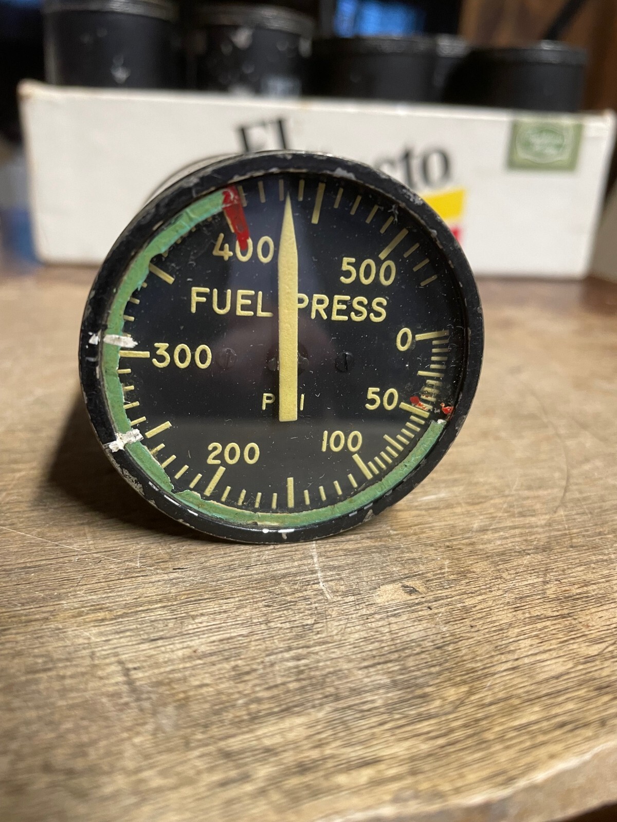 Bendix Aviation Fuel Pressure Gauge 0-530 psi 25100-A17B-1-B1