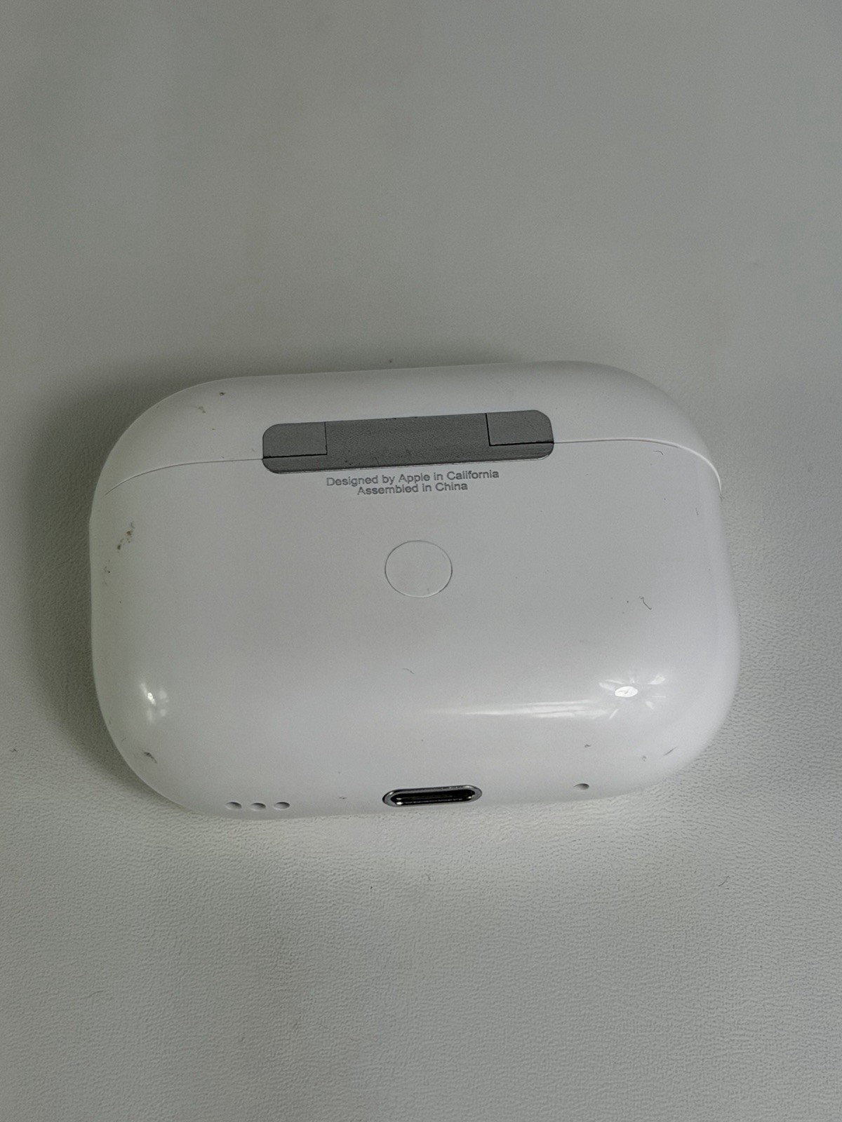 Apple AirPods Pro 2nd Gen Lightning Replacement Case Only A2700