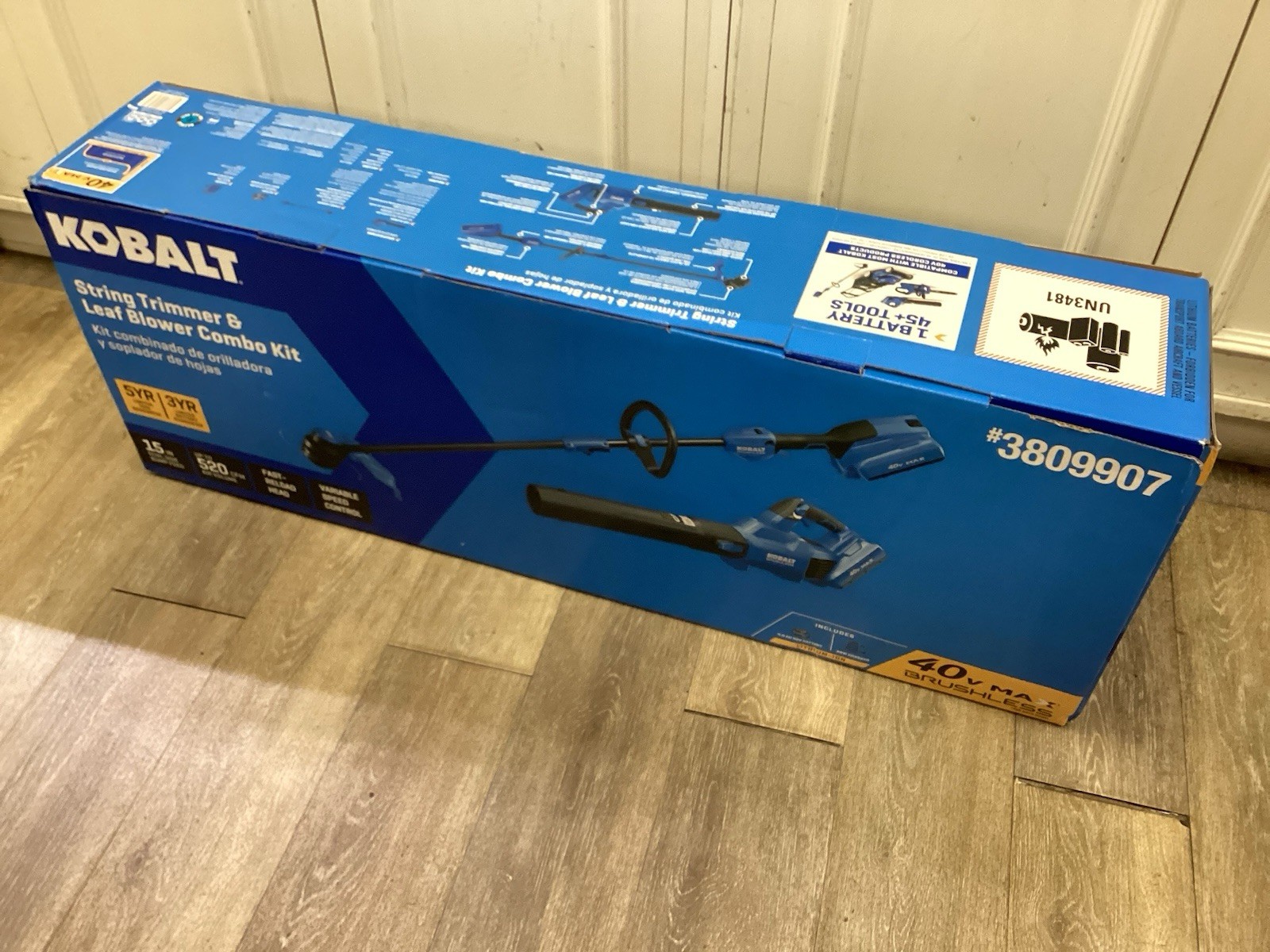 Kobalt 40V MAX Brushless KLC2040A-03 15" String Trimmer & Leaf Blower W/4Ah Batt