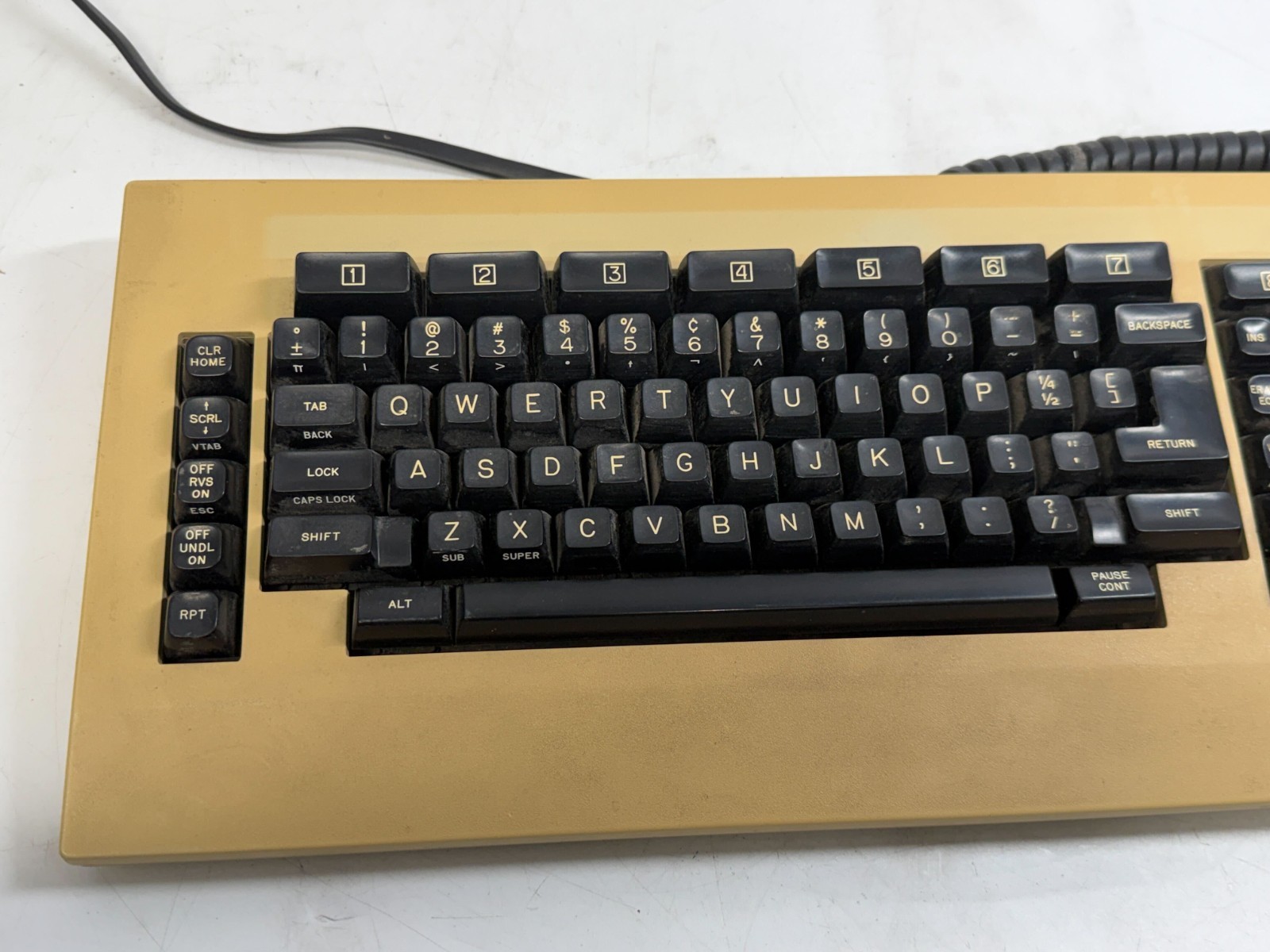 Vintage Victor Terminal Keyboard Model 721 KB UNTESTED