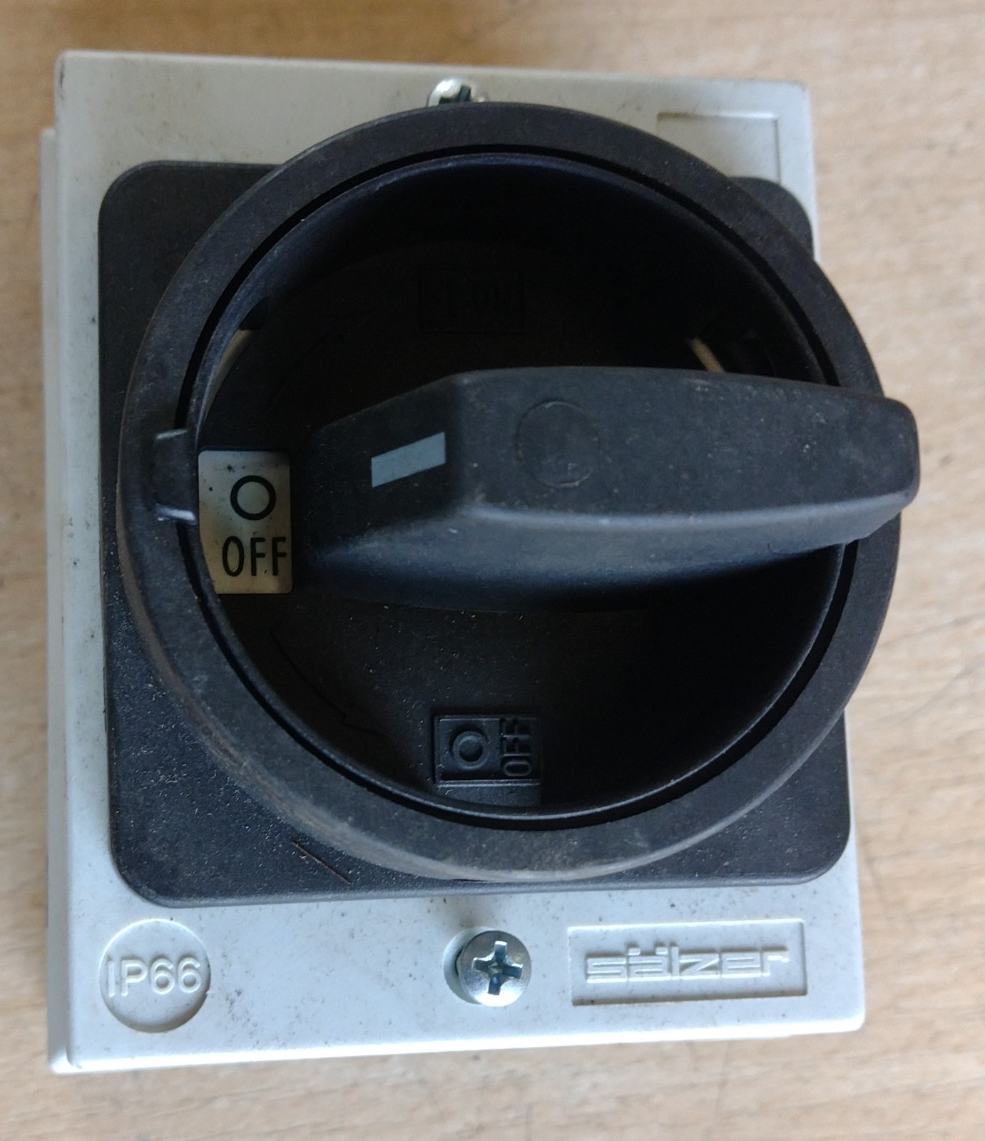 Sälzer M220-61003-003M1 - Cam Switch 1PH - 3 PH - 20A -
