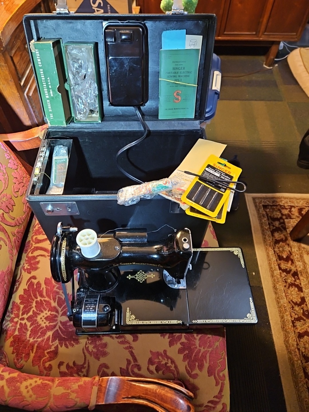 Singer Vintage Featherweight 221