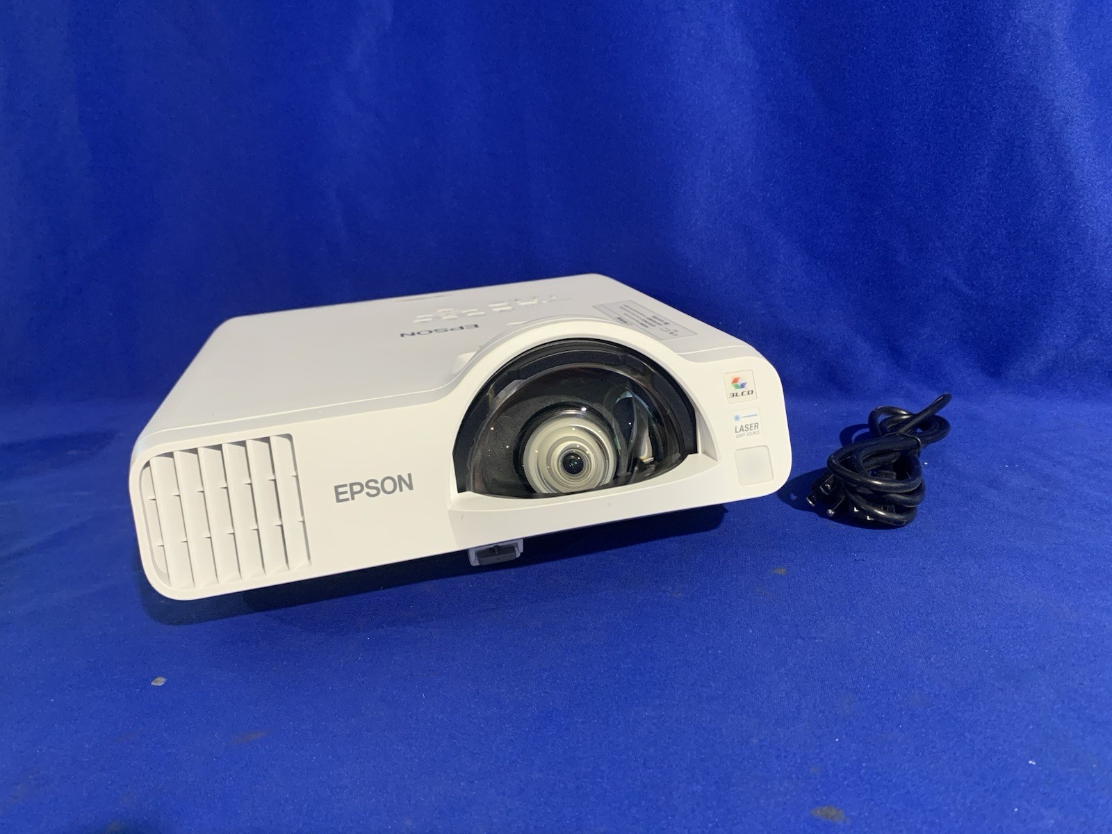 Epson EB-L200SX H994A Laser Projector - Only 41 Hours Used - Beautiful Image