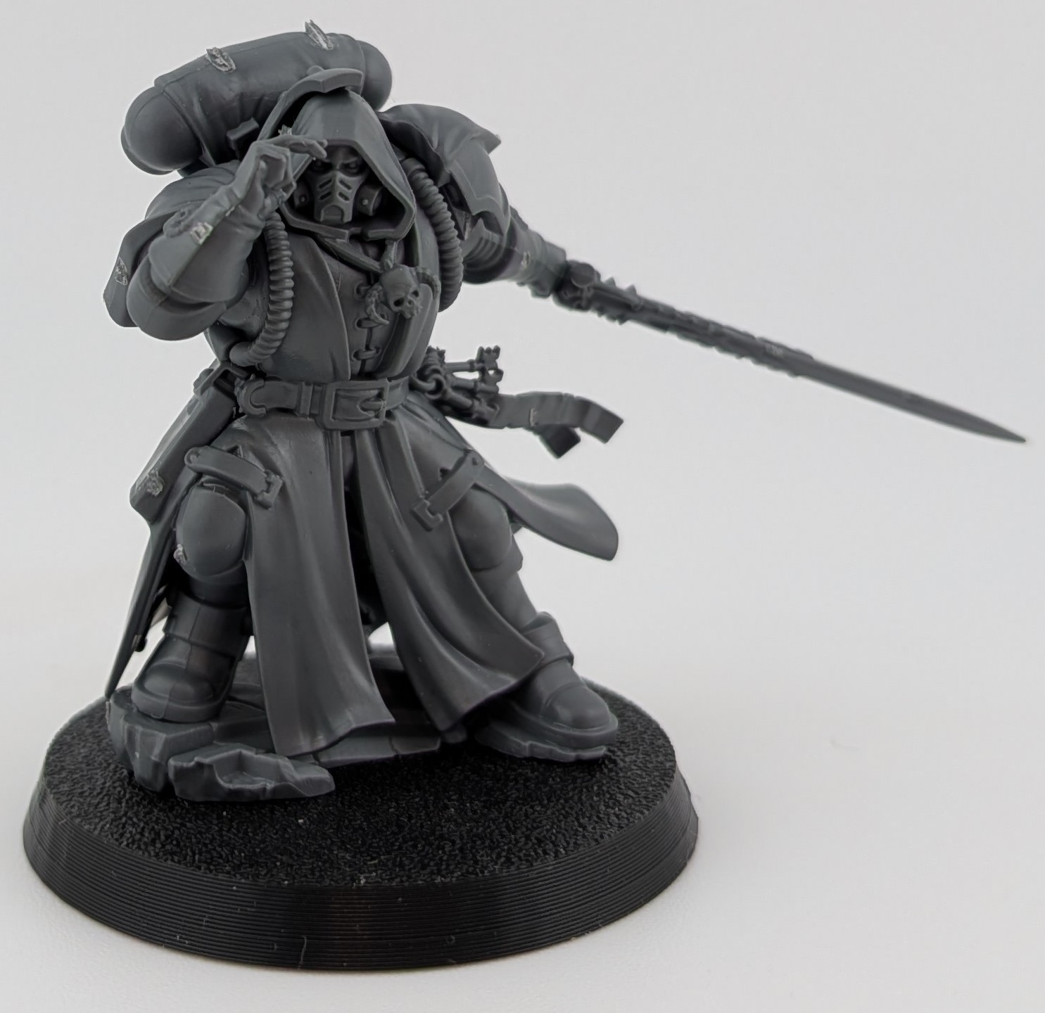 NEW ON SPRUE! Games Workshop Warhammer 40K: Primaris Librarian in Phobos Armour