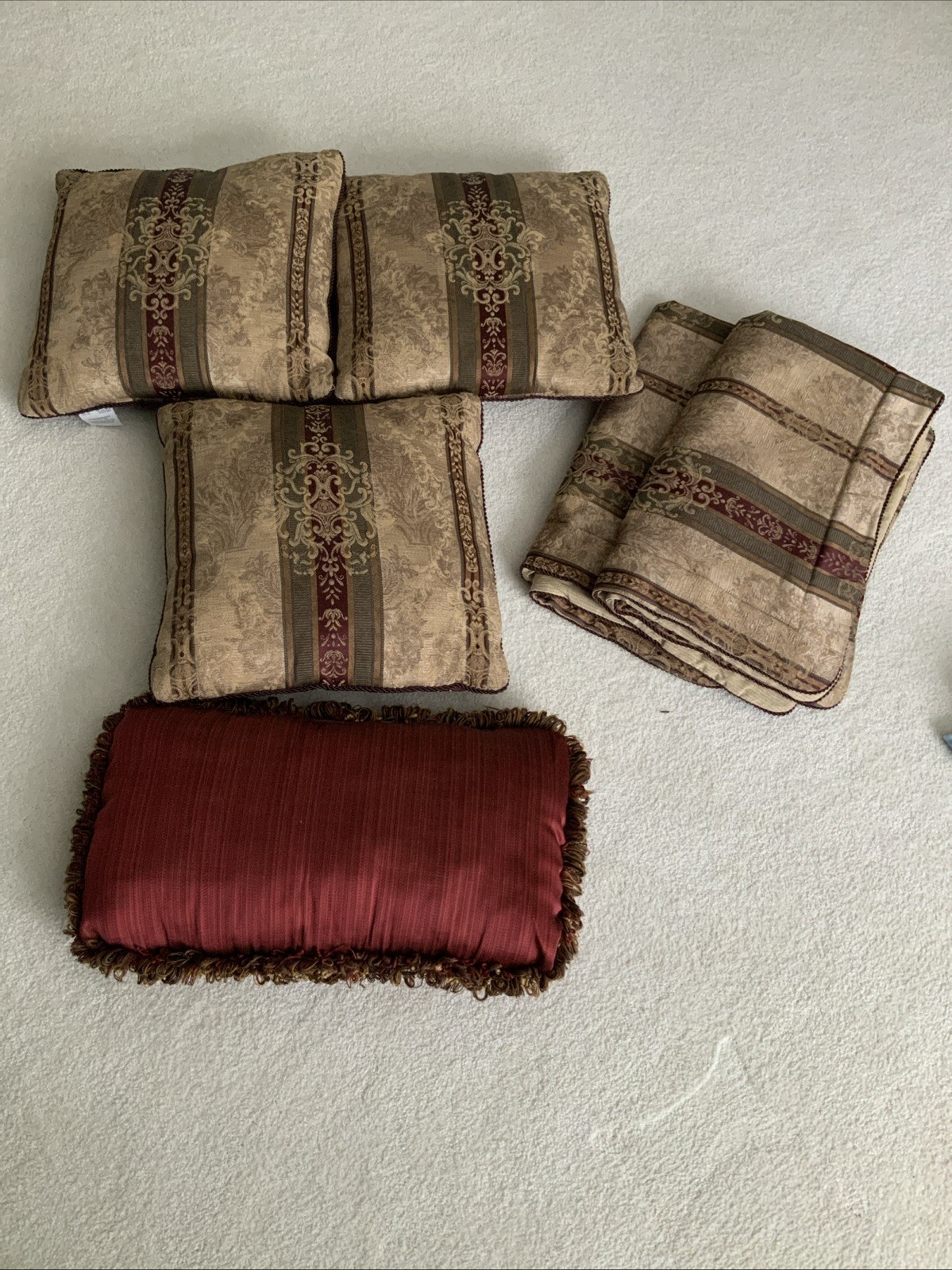 Croscill Bedding, Dover Manor Dunhill King Pillow Shams And Decorative Pillows