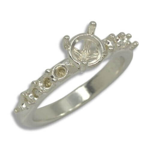 Round Basket Head Accented Pre-notched Ring Mounting