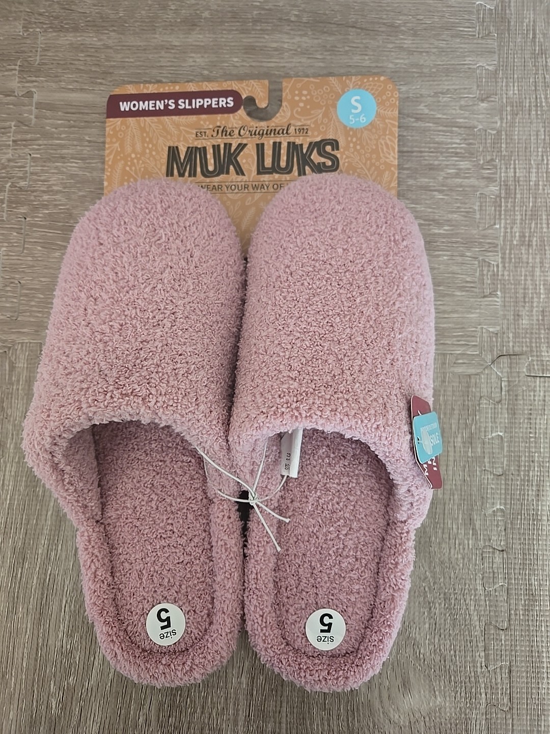 Muk Luks Women's Mazie Slippers Color Mauve (Pink)  Size 5-6 New