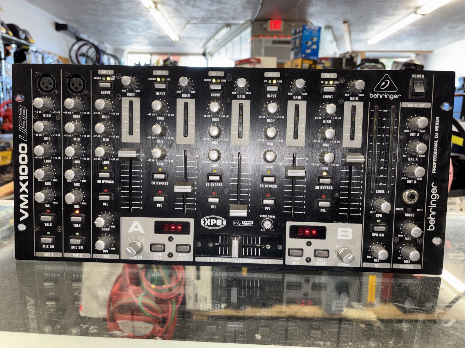 Behringer VMX1000 USB 5 Channel Rack Mount DJ Mixer