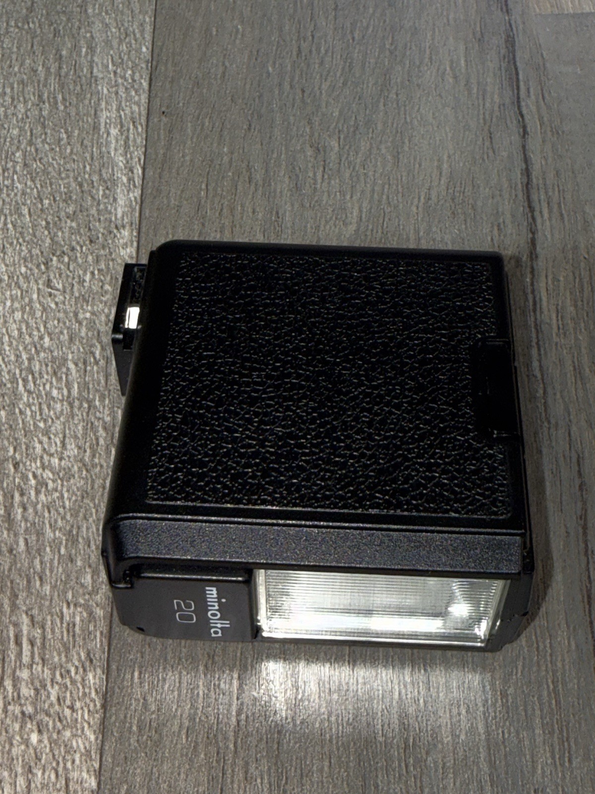 Vintage Minolta Auto 20 Electronic Flash Unit Original Leatherette Case TESTED