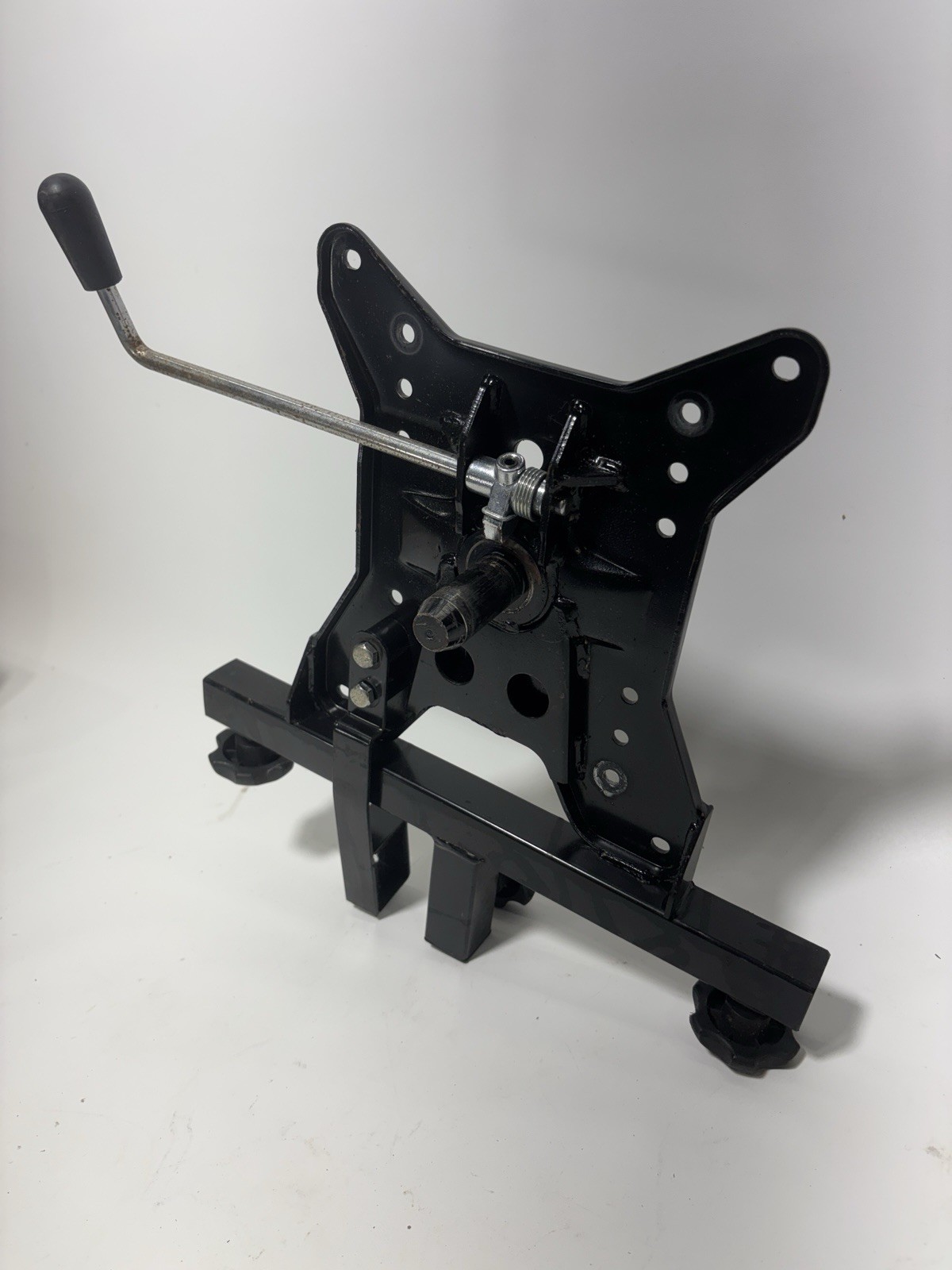Pride Mobility Jet 3 Seat Mount Swivel Post Bracket Assembly Tested
