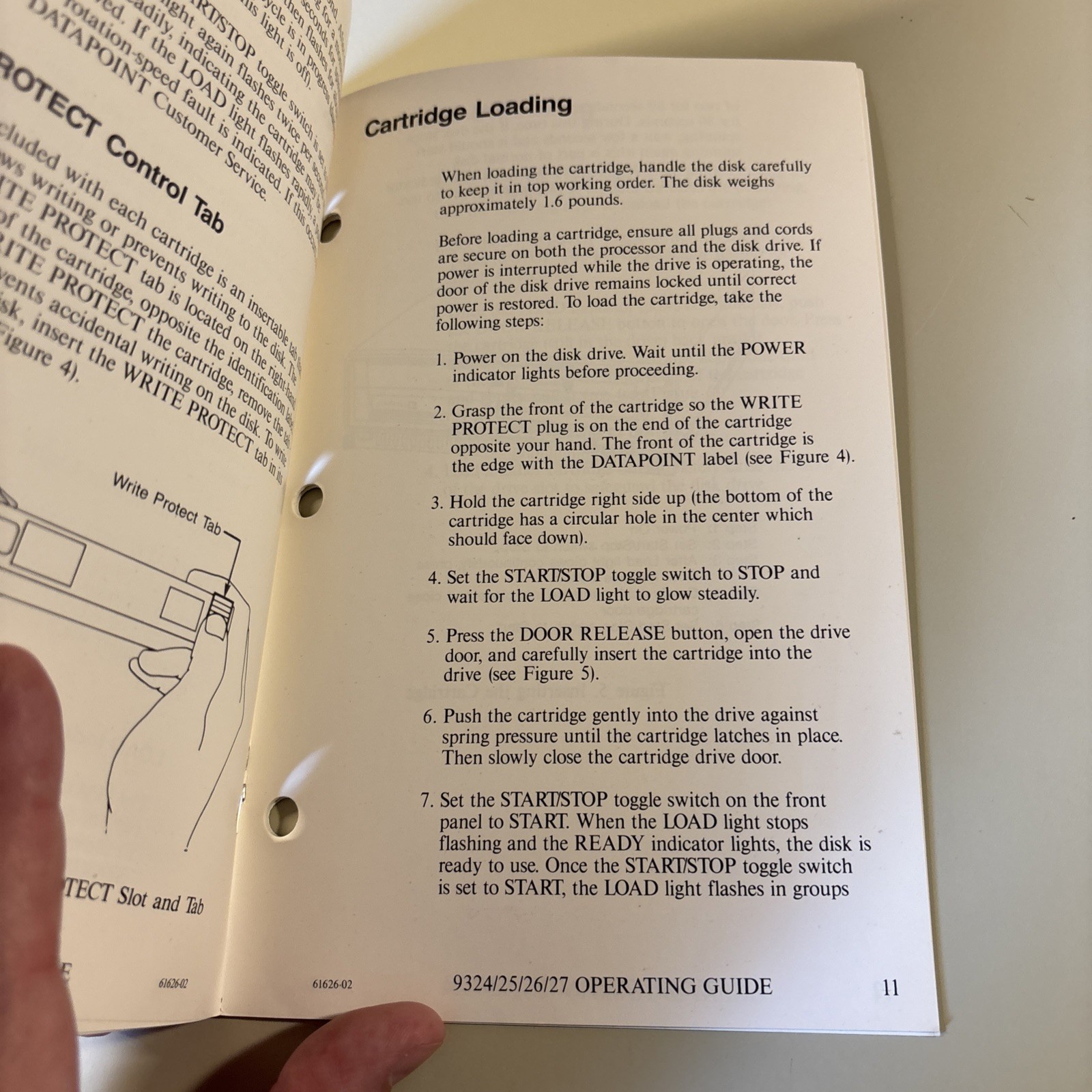 Vintage 1984 DATAPOINT 9324/9325/9326/9327 Disk Subsystem Operating Guide