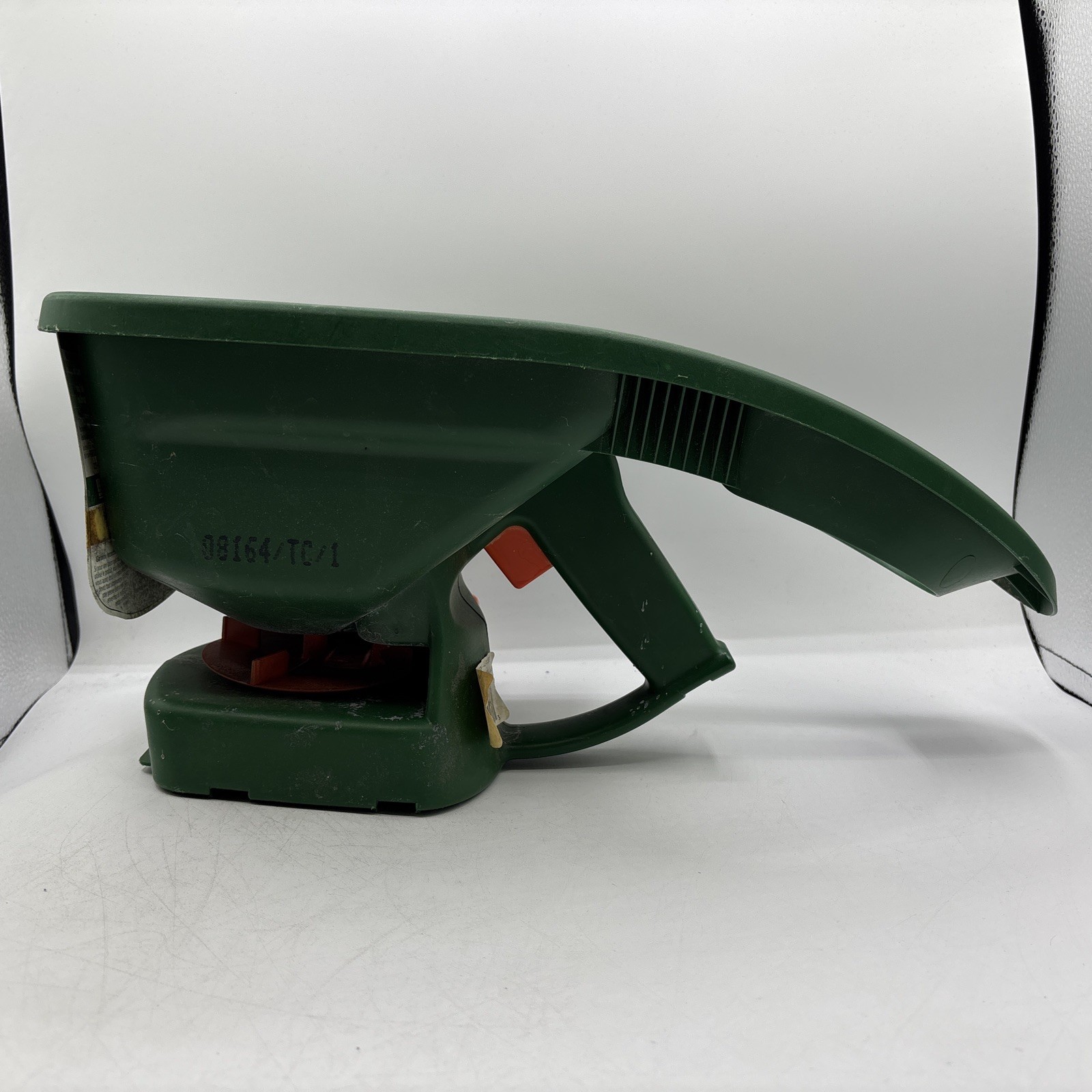 Scotts Handy Green II Hand Held Lawn Seed Fertilizer Spreader Tested