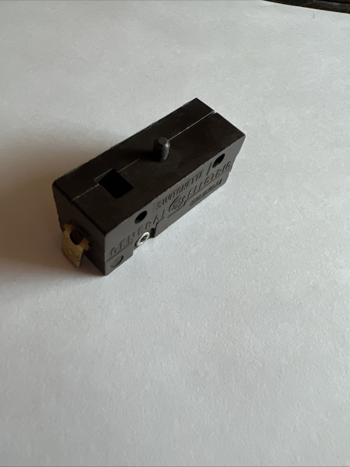 GE 3ASM5A38B3 Microswitch 15A 125/250VAC Industrial Limit Switch