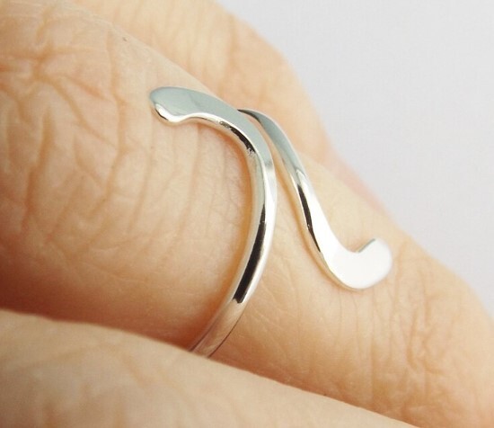Solid Metal 925 Sterling Silver Women's Stylish Adjustable Toe Ring