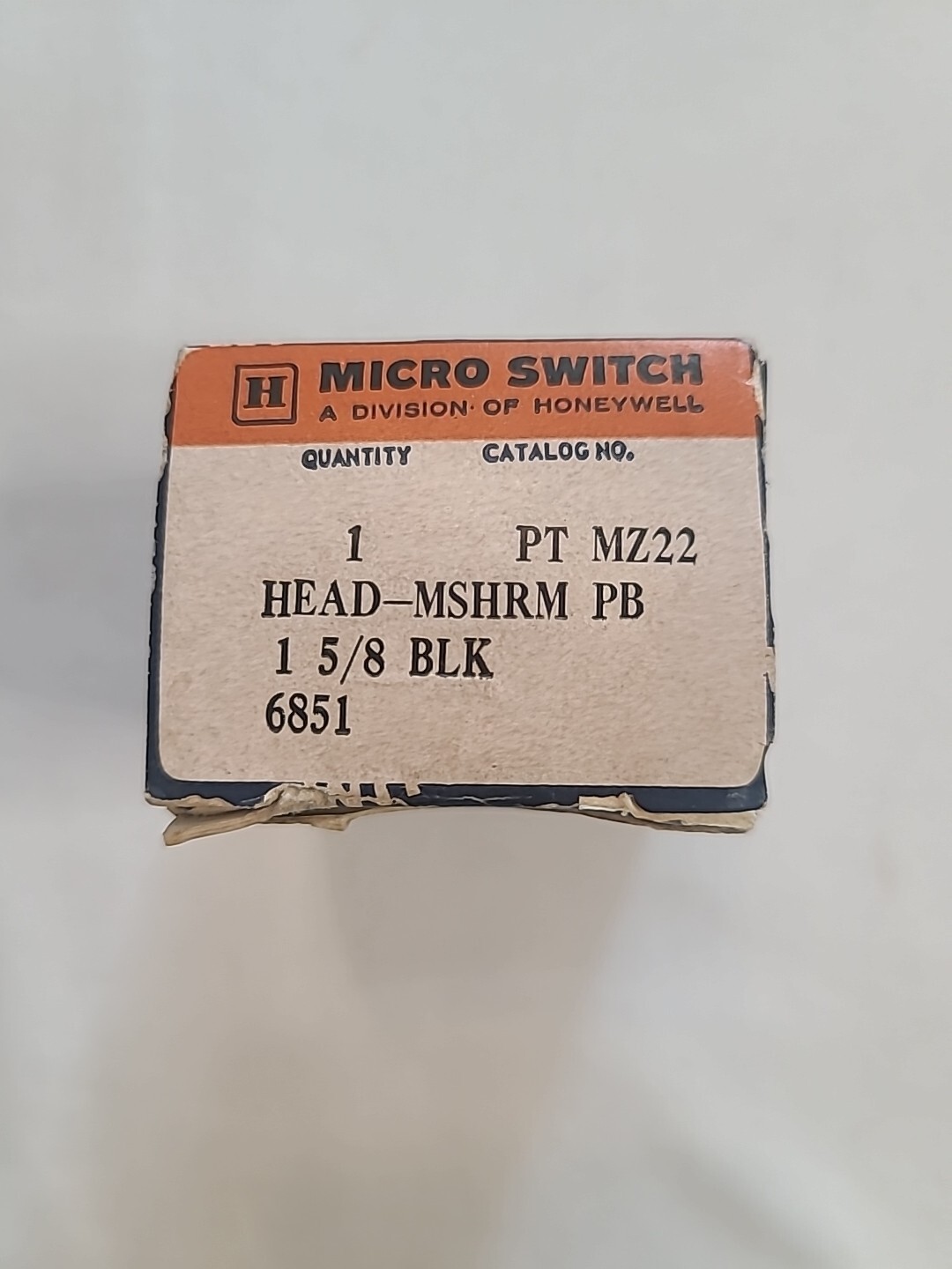 Honeywell Micro Switch PTMZ22 Mushroom Push Button Head 1-5/8” Black – NIB