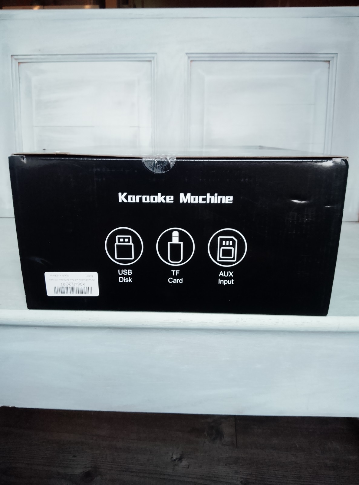 karaoke machine with 2 wireless microphones