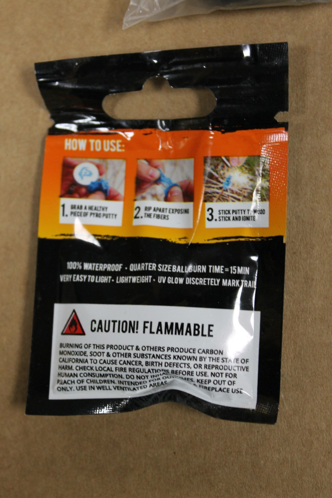 Pyro Putty Dual Arc Lighter - Putty Samples Included