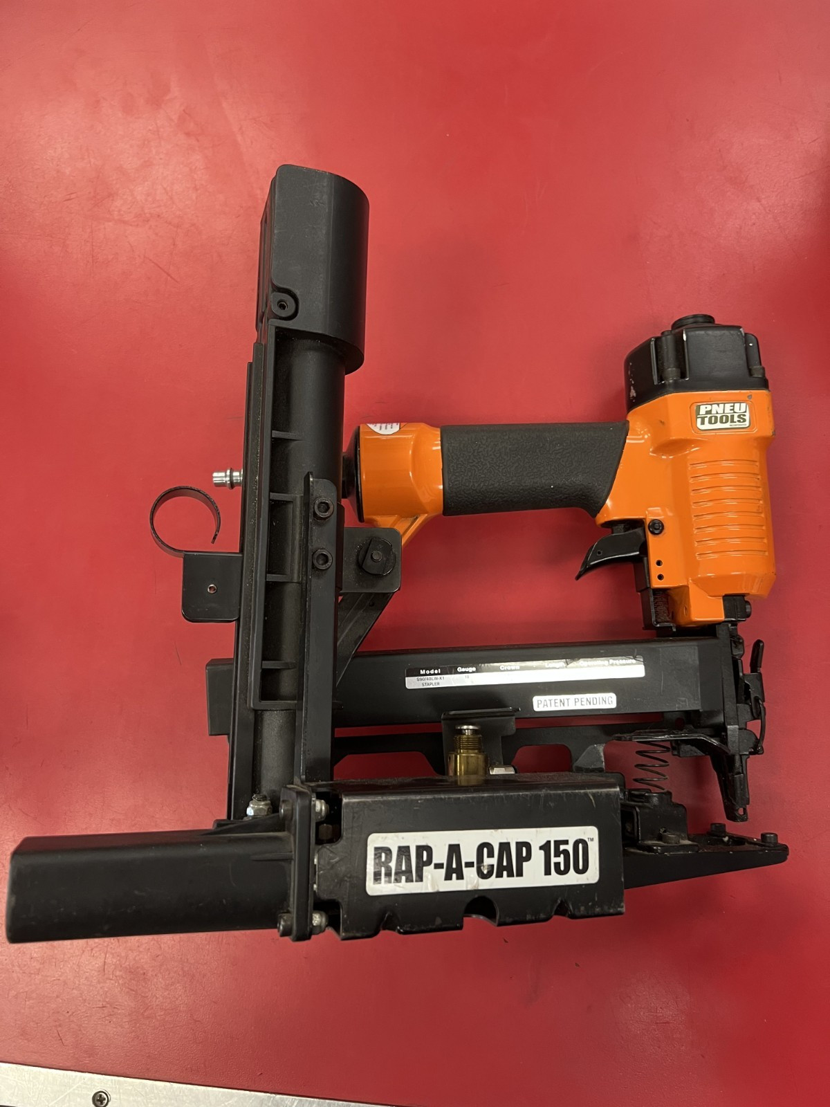 PNEUTOOLS SN90/40LW-X1 Rap-A-Cap 150 Collated Plastic Cap Tool