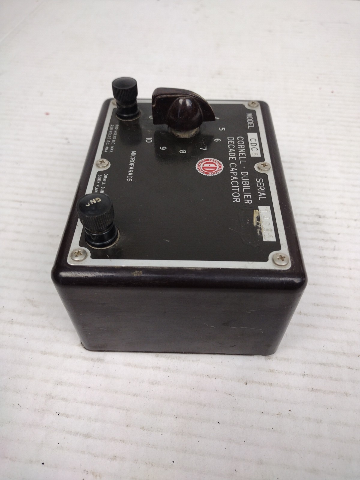 Vintage CDC Cornell Dubilier Decade Capacitor Electronics CDC-5 Untested