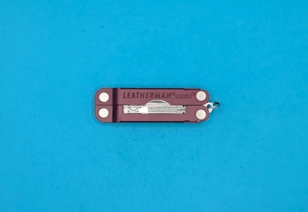 Leatherman Micra Multi-Tool, Knife, Scissors, Key Ring, Maroon! *IVAN ALEXANDER*