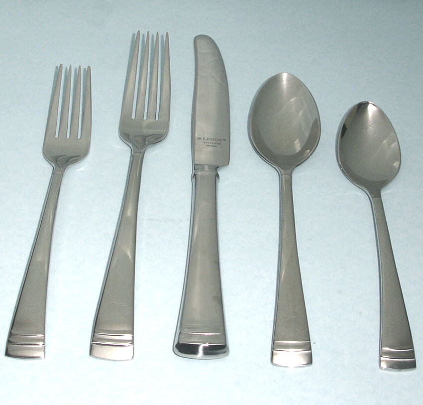 Lenox Urbane 5 Piece Place Setting 18/10 Stainless Flatware New No Box