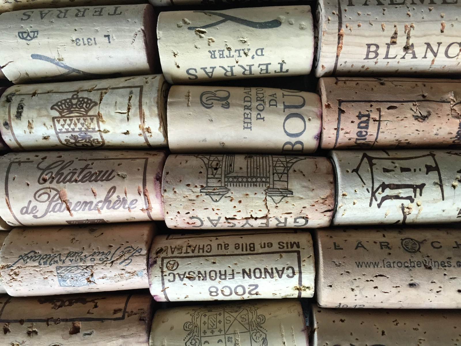 Used Wine Corks | Ideal for Craft, Weddings, Fishing | Fast Dispatch from UK