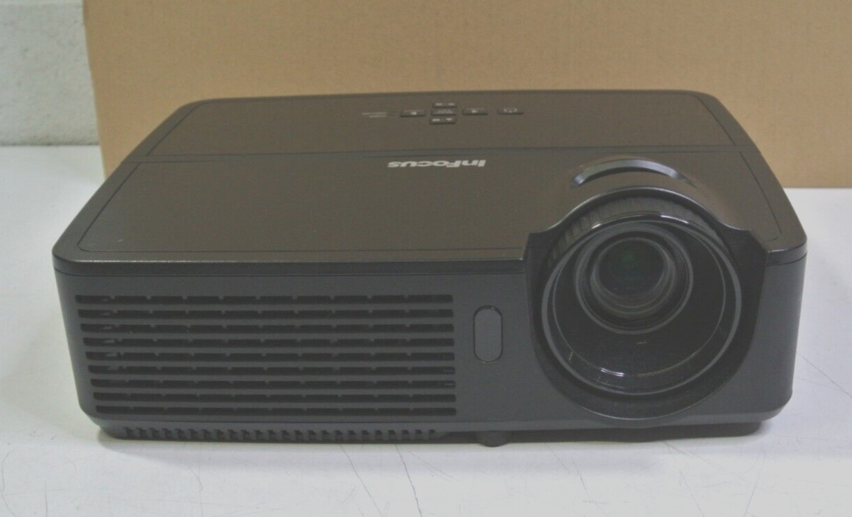 InFocus IN114 DLP Projector 447 Lamp Hours (NO POWER CORD/REMOTE)