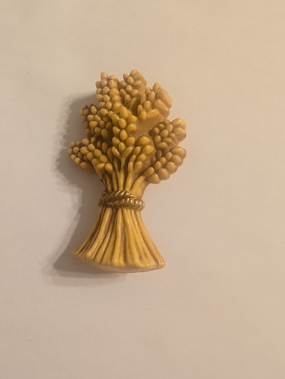 1970s Hallmark Thanksgiving Wheat Stalks Pin