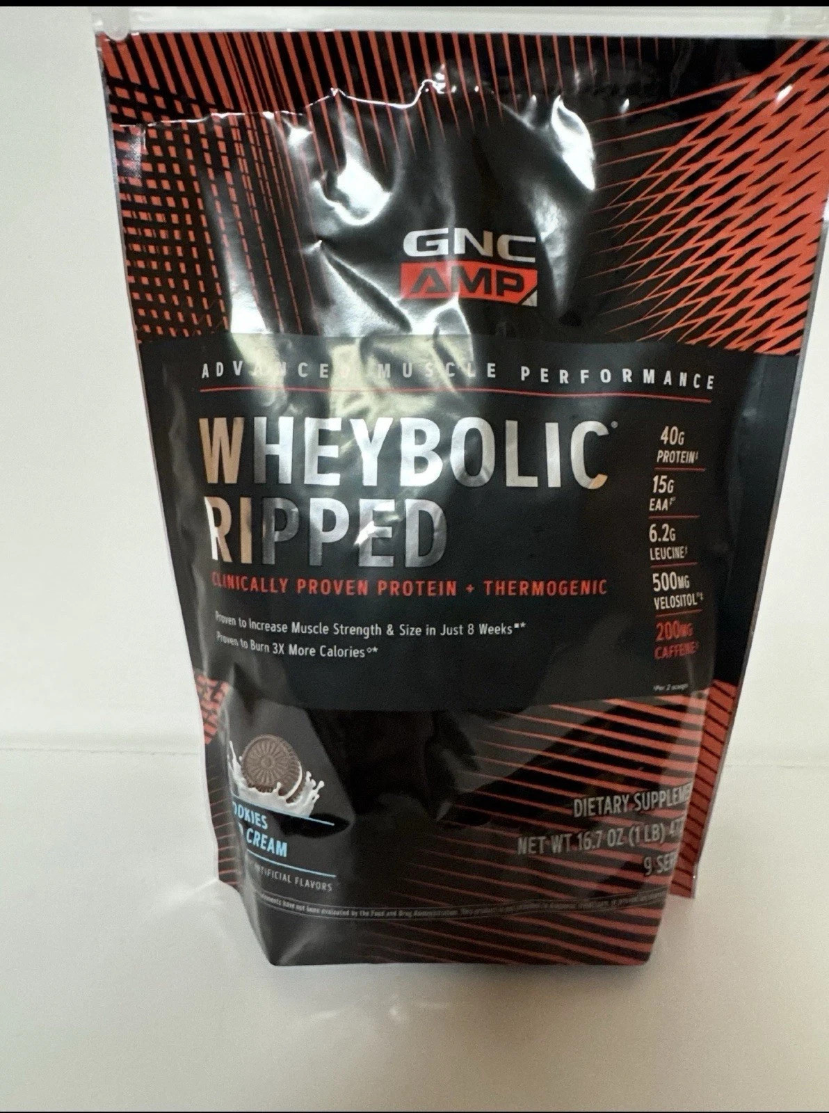 GNC AMP Wheybolic Ripped Whey Protein Powder Cookies & Cream 16.7 oz 1lb