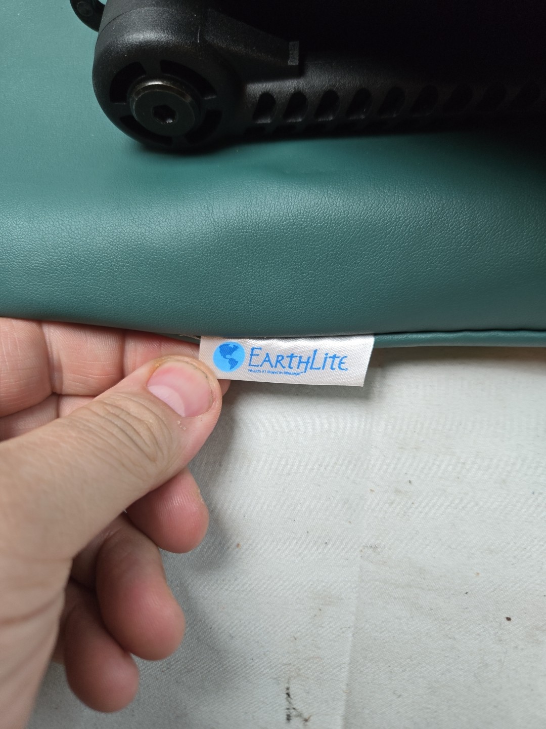 Earthlite TravelMate Portable Desktop Massage Support System - Blue