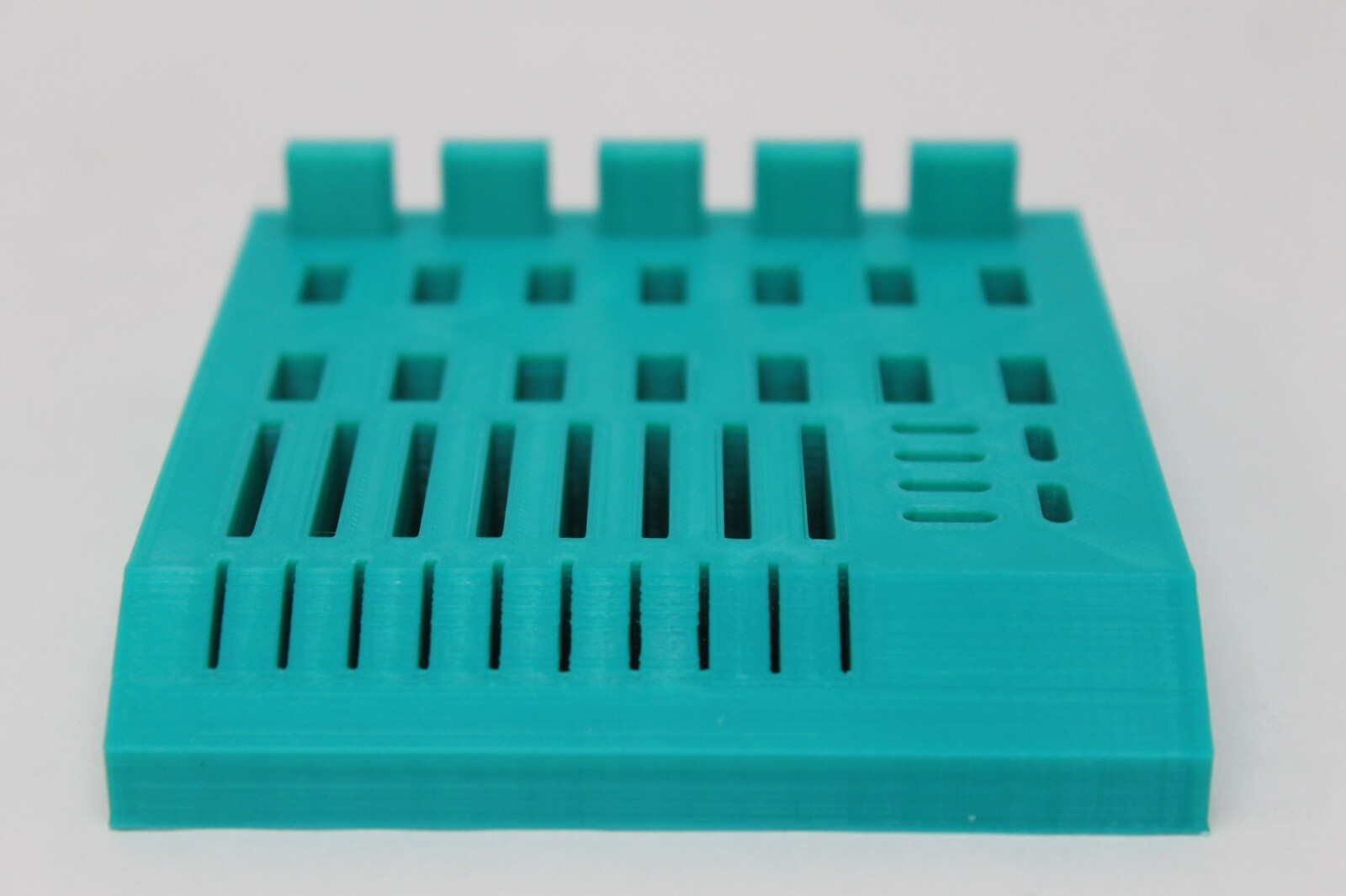 New 3D Printed Meta Green USB, USB-C, SD, MicroSD Holder