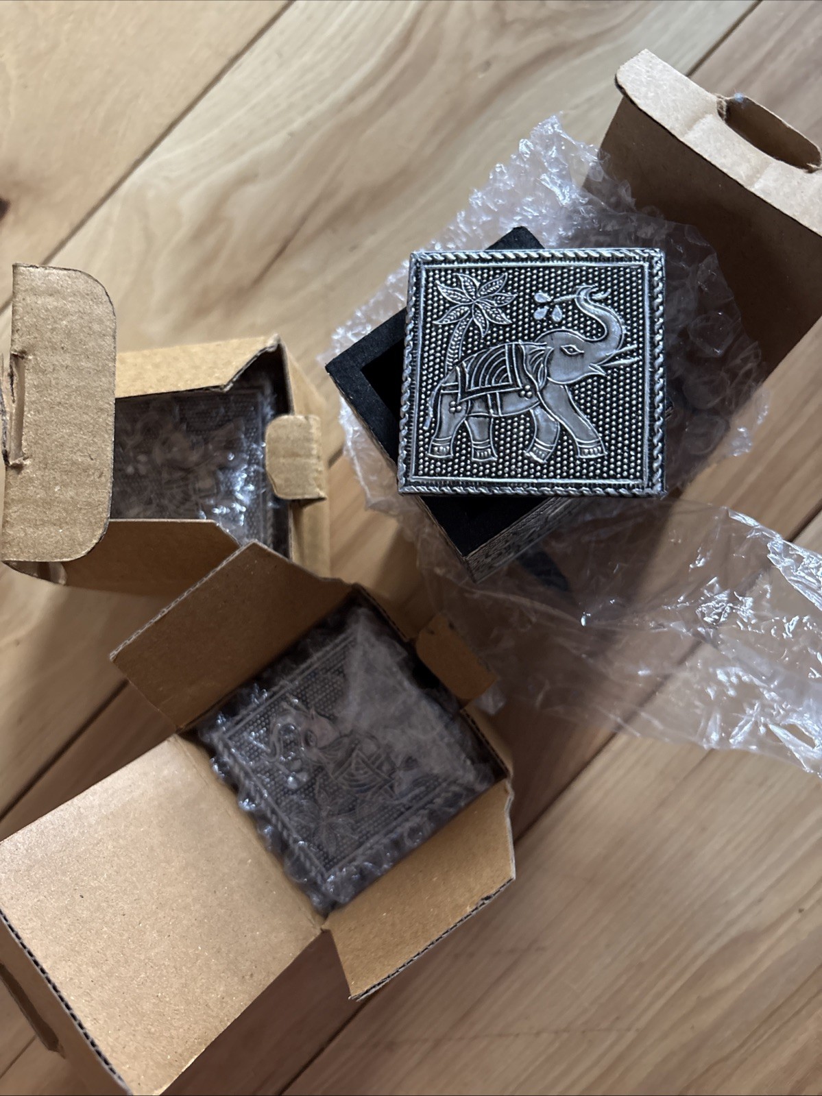 NWT Set of 3 Lucky Elephant Treasure Trinket Boxes