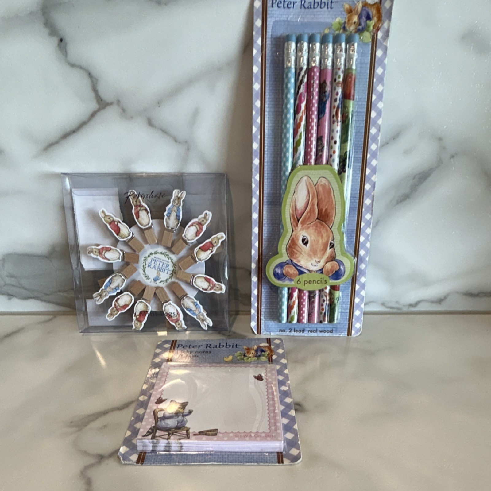 Peter Rabbit Animal Print Stationery Set Sticky Notes Pencils Mini Clips