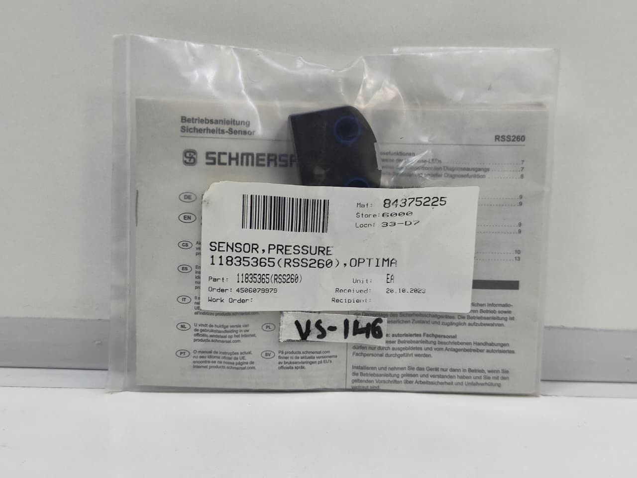 NEW SCHMERSAL RSS260-I2-D-ST ELECTRONIC SAFETY SENSOR, VS#146