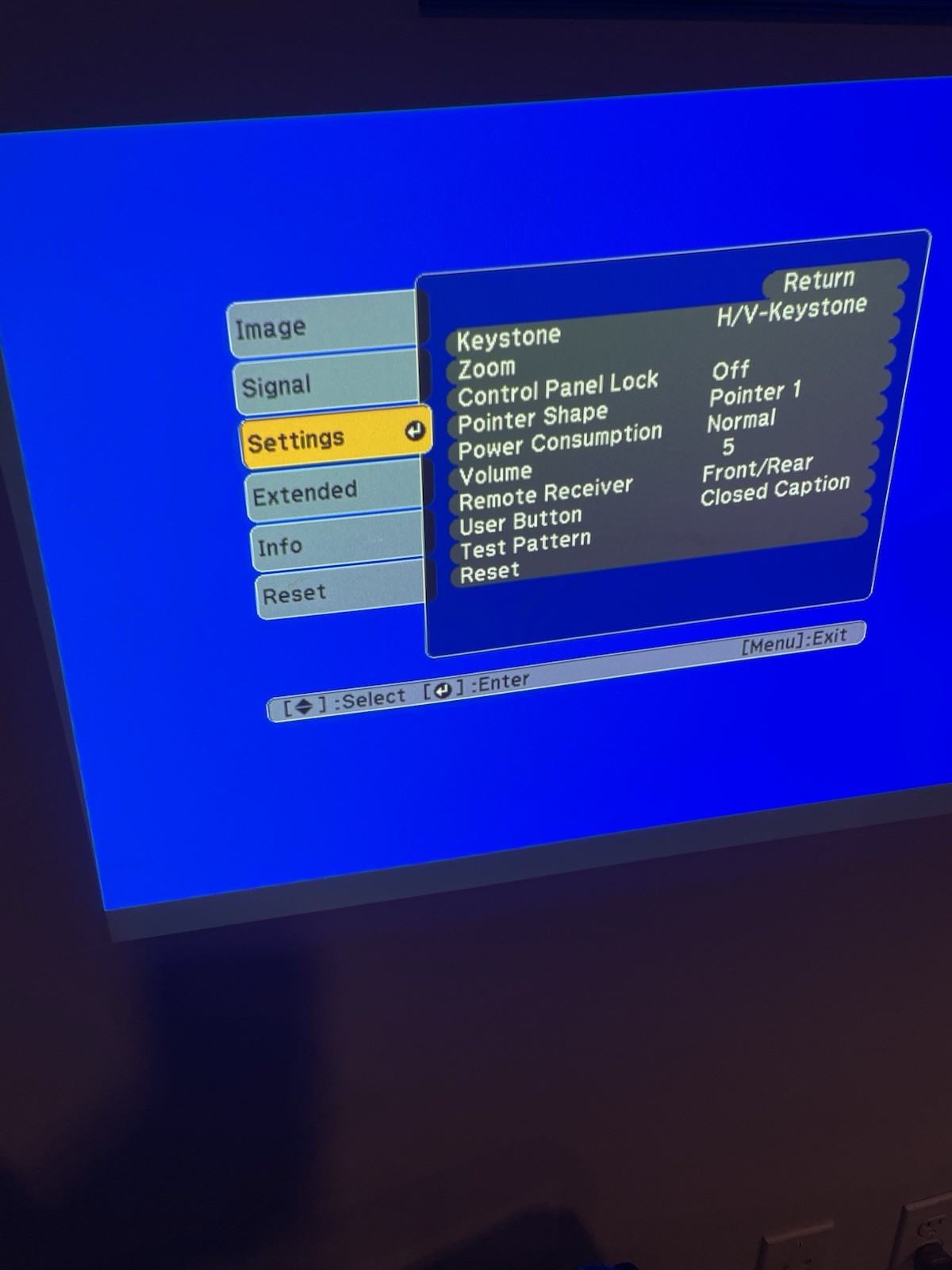 Epson PowerLite S11 Projector With Extras TESTED With Remote And Extras As Shown