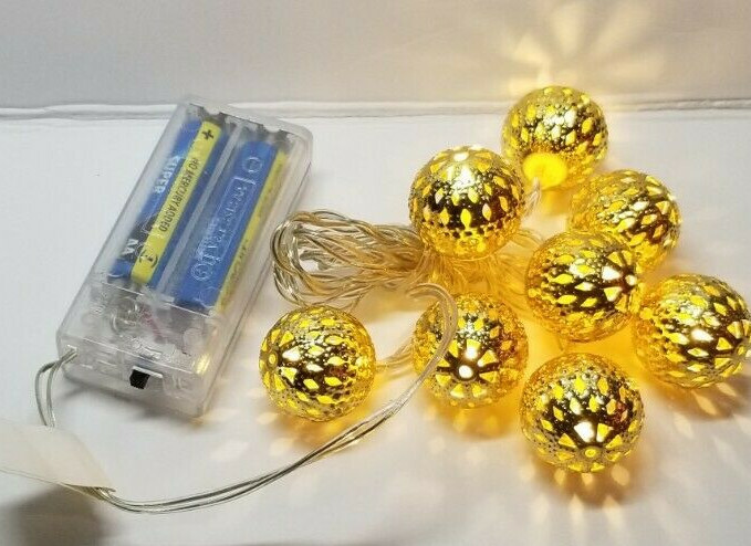Signature collection LED 8 lights Yellow 889299910401