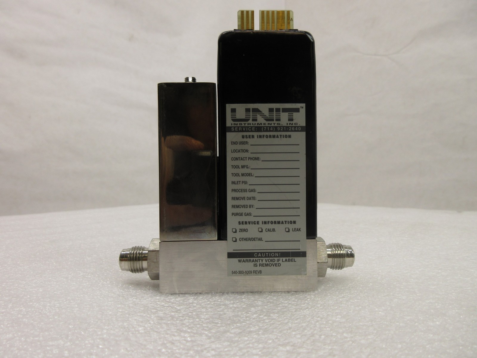 UNIT Instruments UFC-1100A Mass Flow Controller MFC 50 SCCM CHF3 Used Working