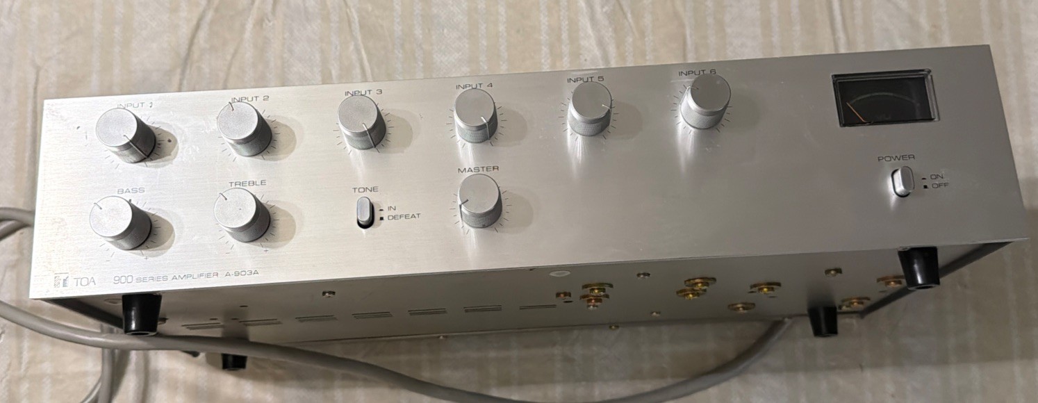 Toa A-903A Power Amplifier for 900 Series Mixer Untested Clicks When Turned On