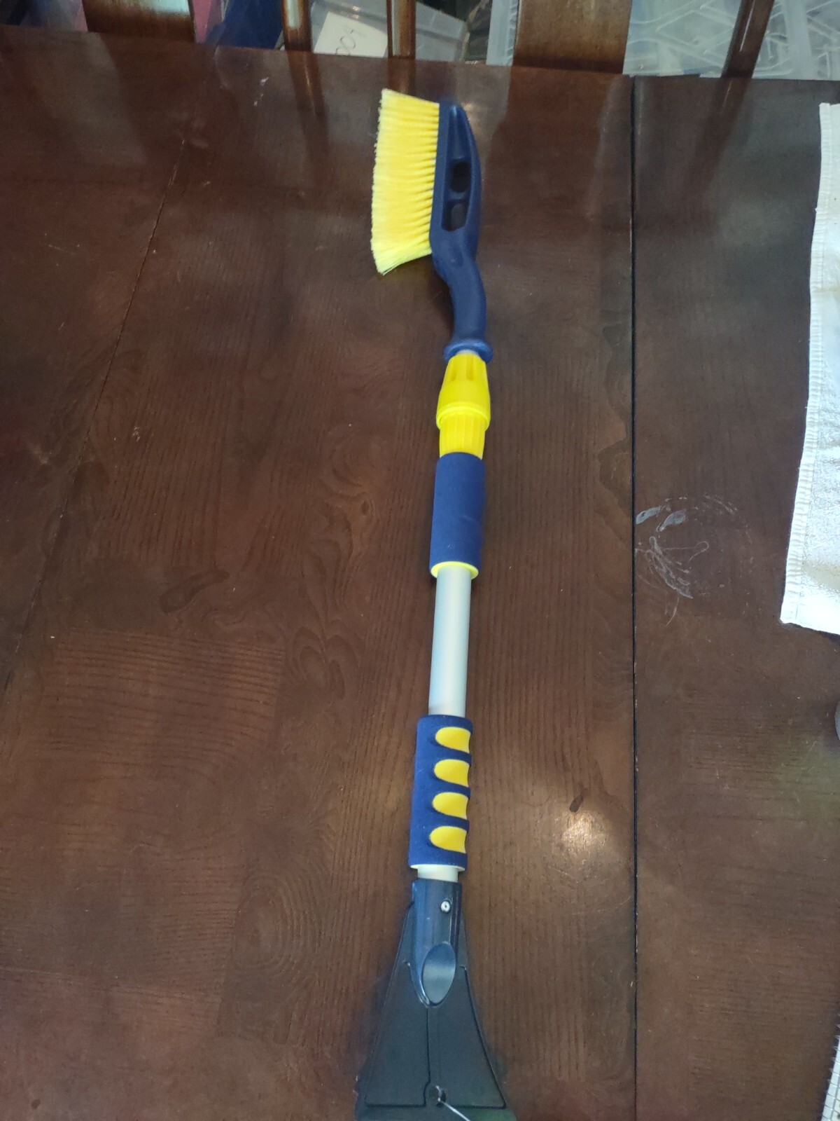 Michelin Snow Brush Telescoping