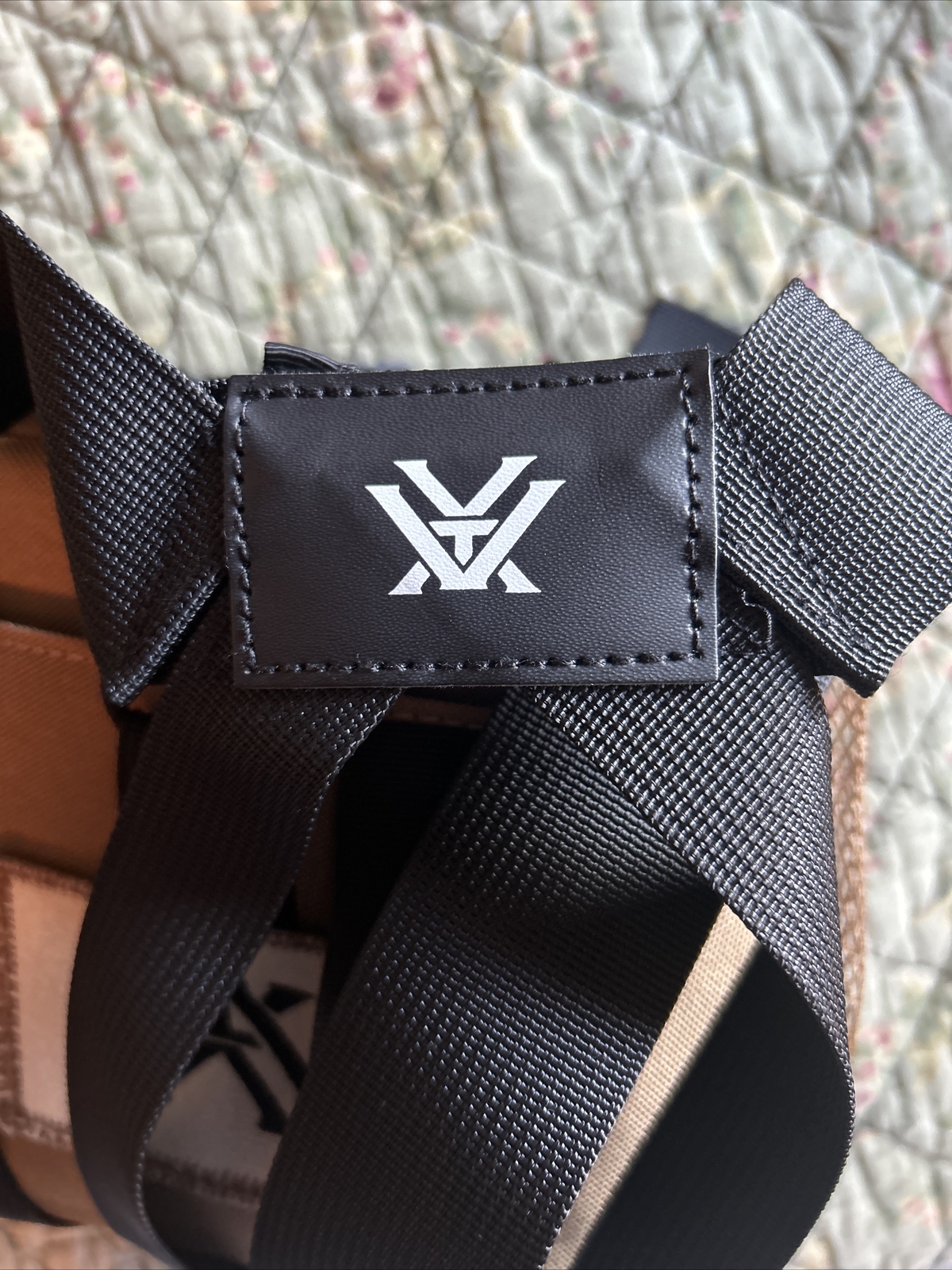 Vortex 8 oz Glasspak Full Size Binocular Harness w/ Fully Adjustable Straps