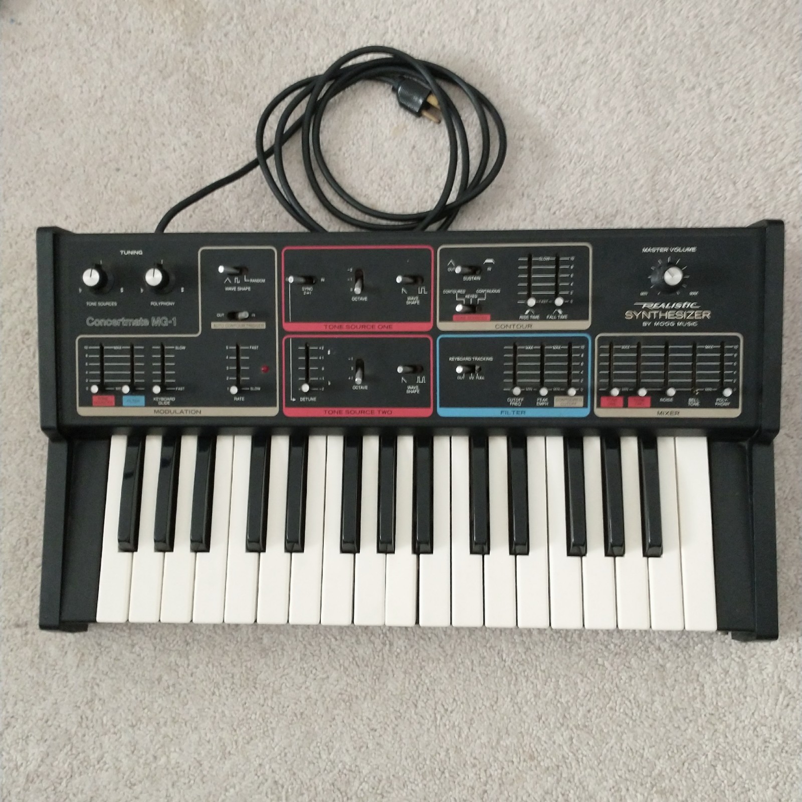 Realistic Concertmate MG-1 Analog Keyboard Synthesizer Moog