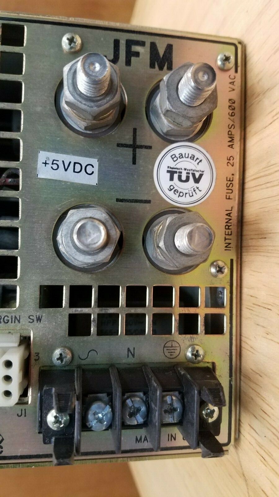 (N) ACDC ELECTRONICS Model: JFM165A-23332-0000 (D073)