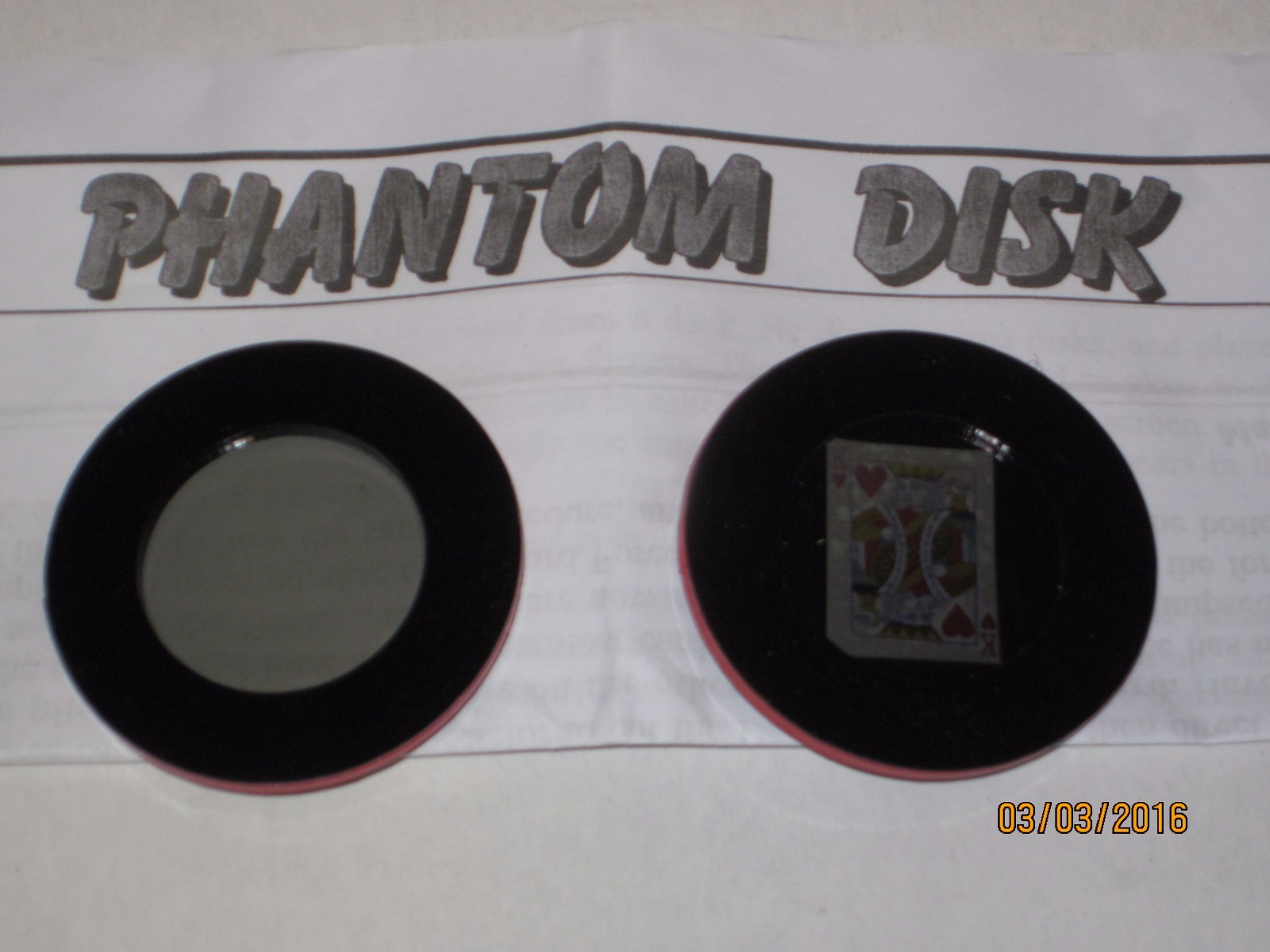 Phantom Disk Magic Trick - Close Up Illusion, Street, Card Magic, Spooky Effect