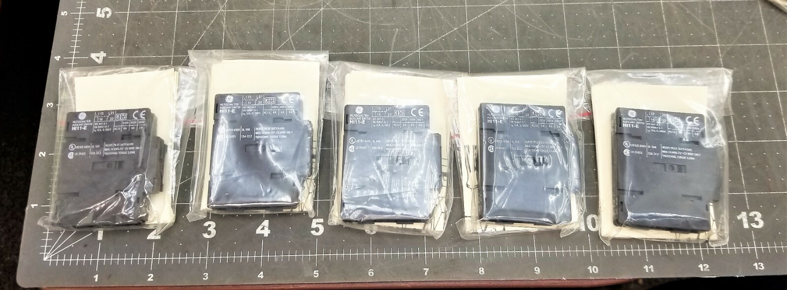 Lot Of (5) HI11-E Auxiliary Contact (Control Voltage) Switch NEW [B9S3]