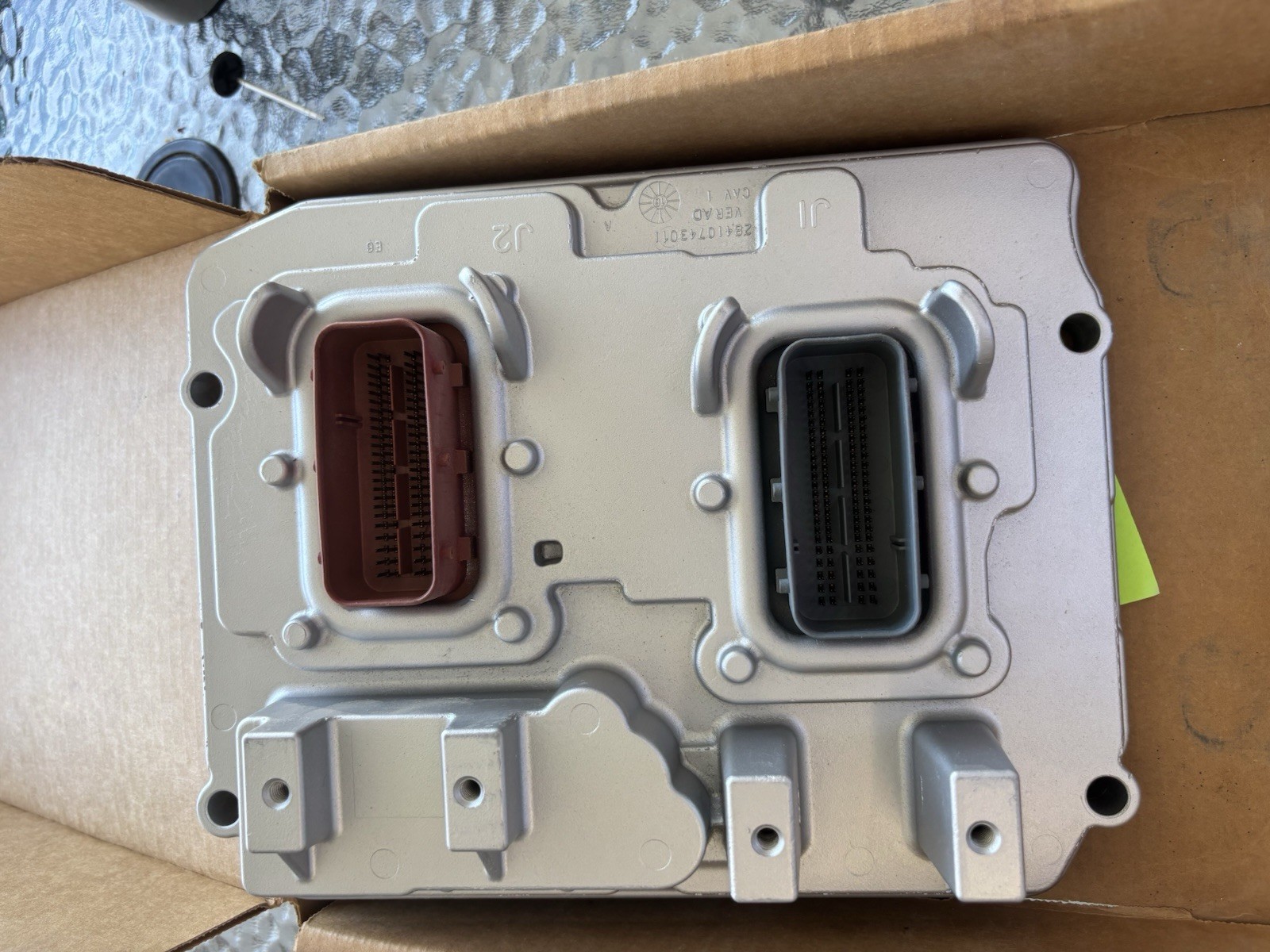 NEW OEM CUMMINS ECM(ELECTRONIC CONTROL MODULE) PART# 5317106RX