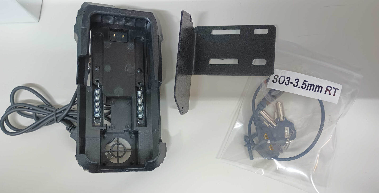 GPS LOCKBOX DOC IIP SMXP5XP5S CARKIT- BLacK