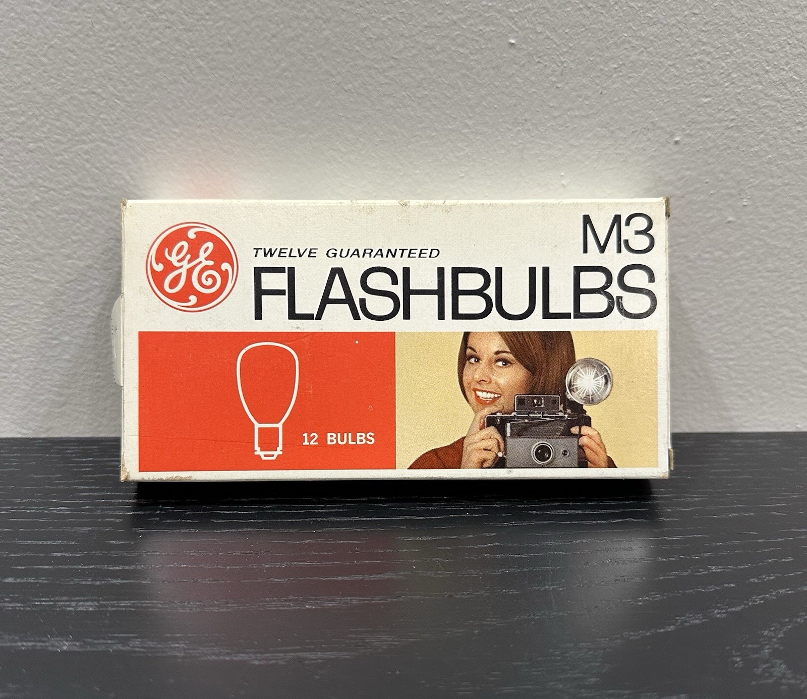 Vintage GE M3 Flashbulbs Box of 12 Light Bulbs Camera Flash Photography